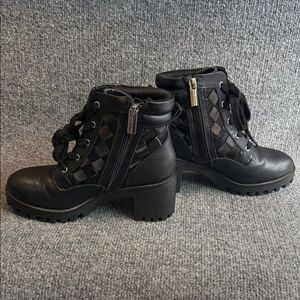 Marc Fisher Big Girl Size 4 Black Ankle Boots with Quilted Design Block Heel